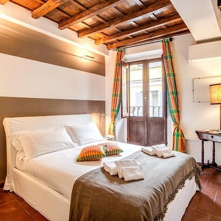 Italianflat- Alla Fontana Di Trevi Rom Eksteriør billede