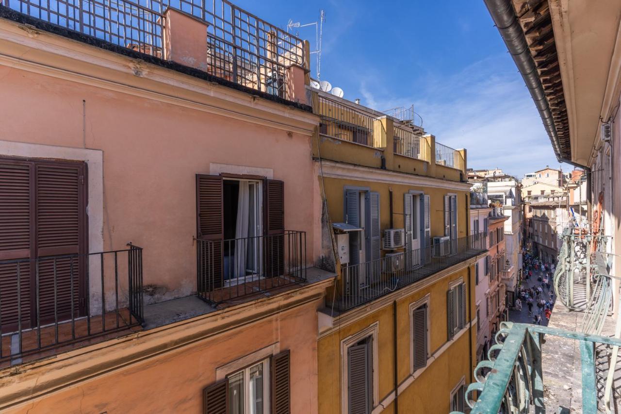 Italianflat- Alla Fontana Di Trevi Rom Eksteriør billede