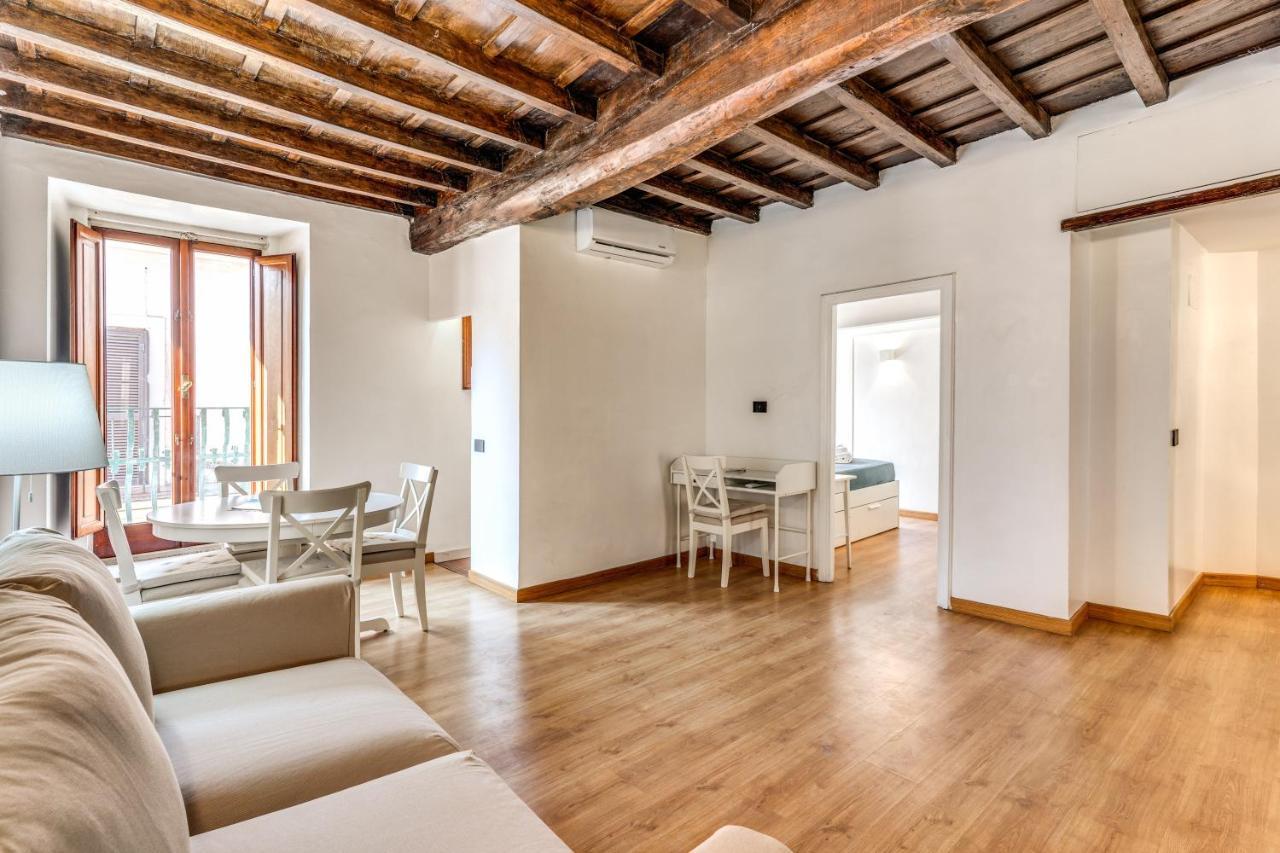 Italianflat- Alla Fontana Di Trevi Rom Eksteriør billede
