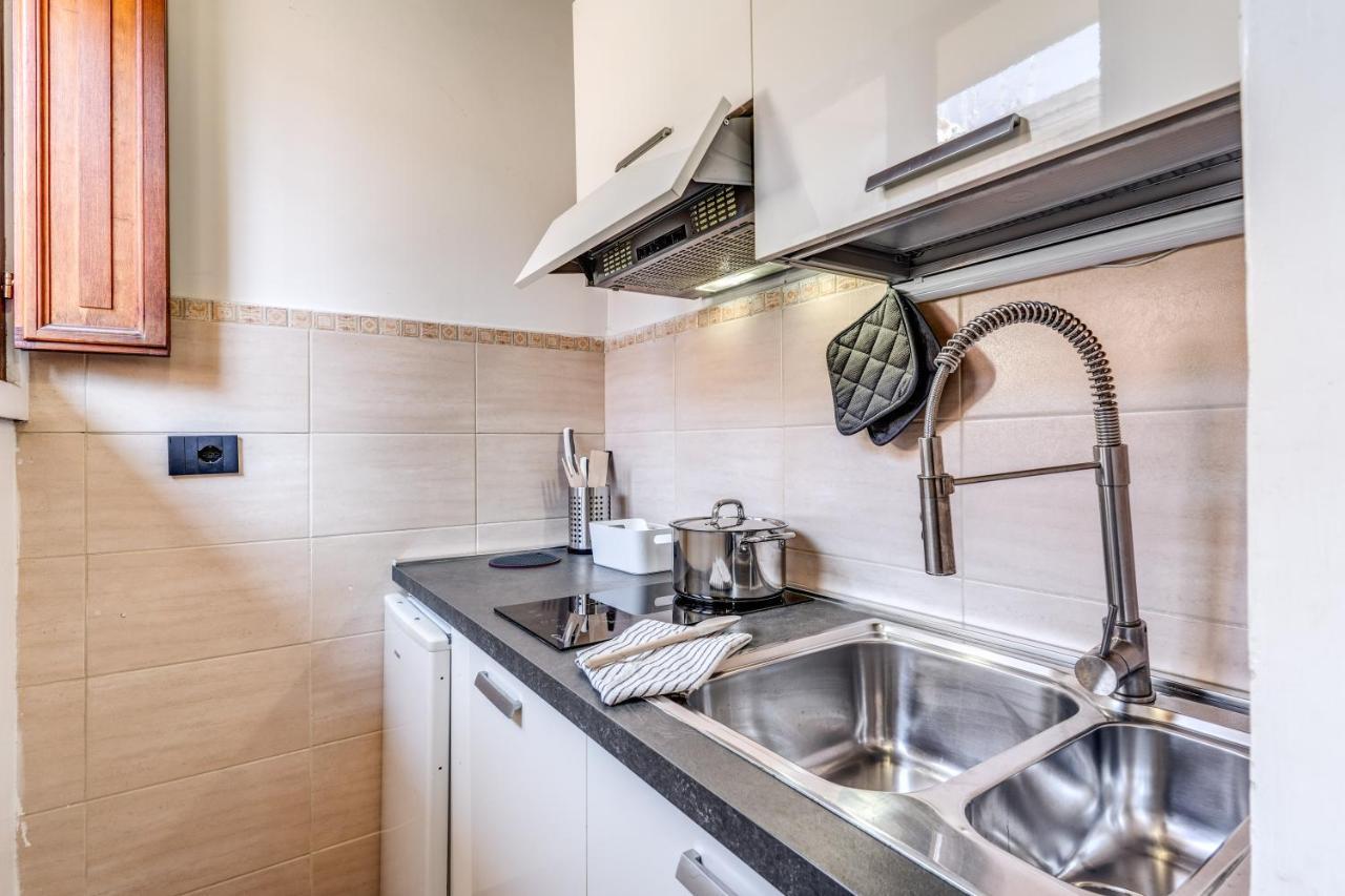 Italianflat- Alla Fontana Di Trevi Rom Eksteriør billede