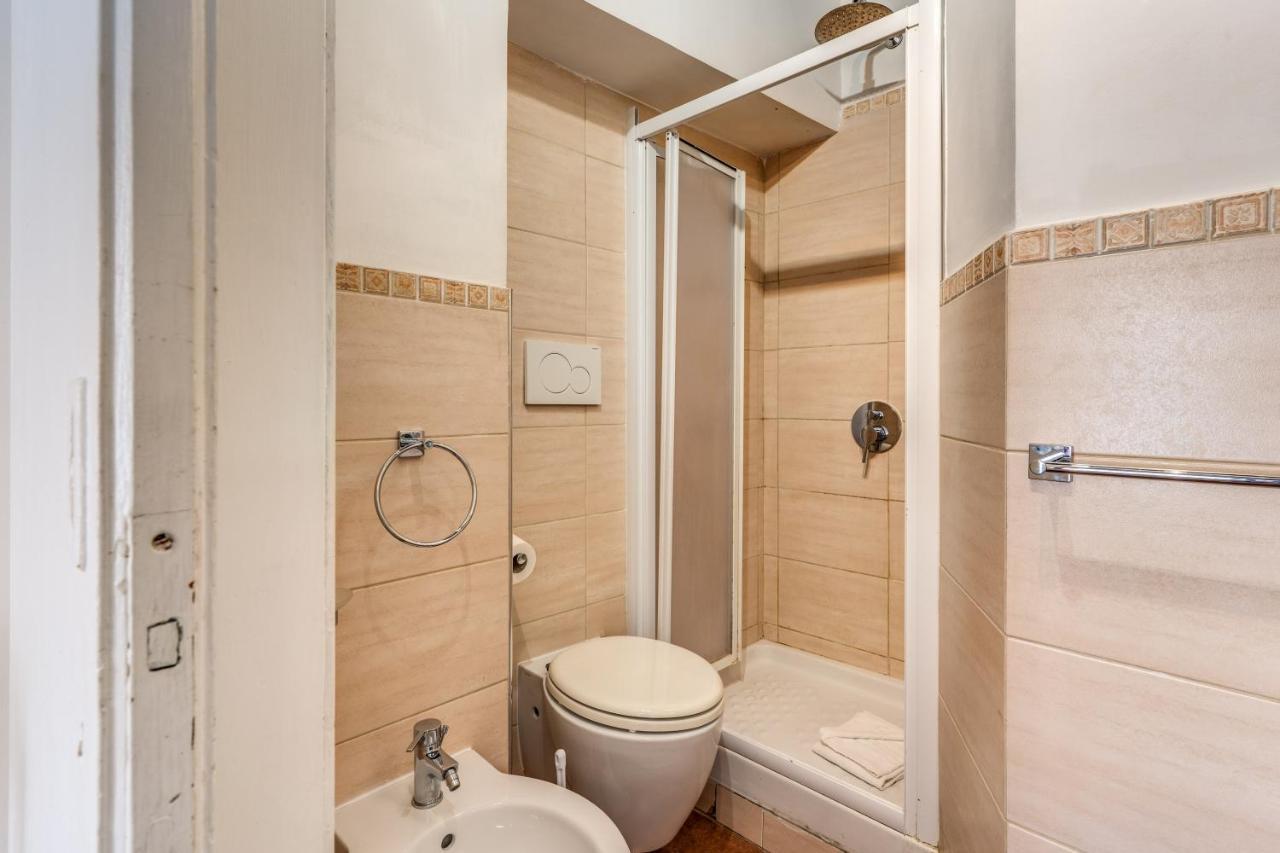Italianflat- Alla Fontana Di Trevi Rom Eksteriør billede