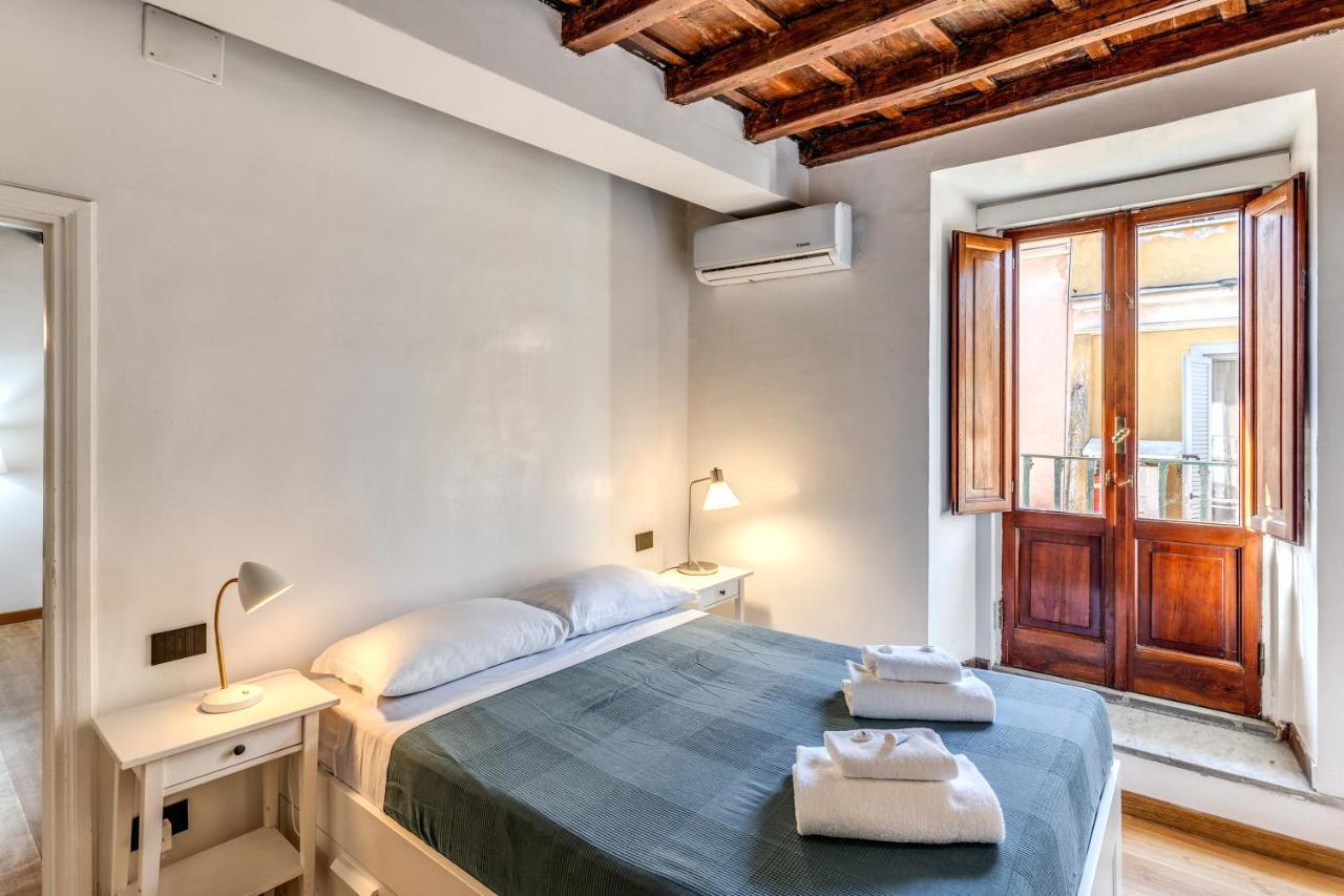 Italianflat- Alla Fontana Di Trevi Rom Eksteriør billede