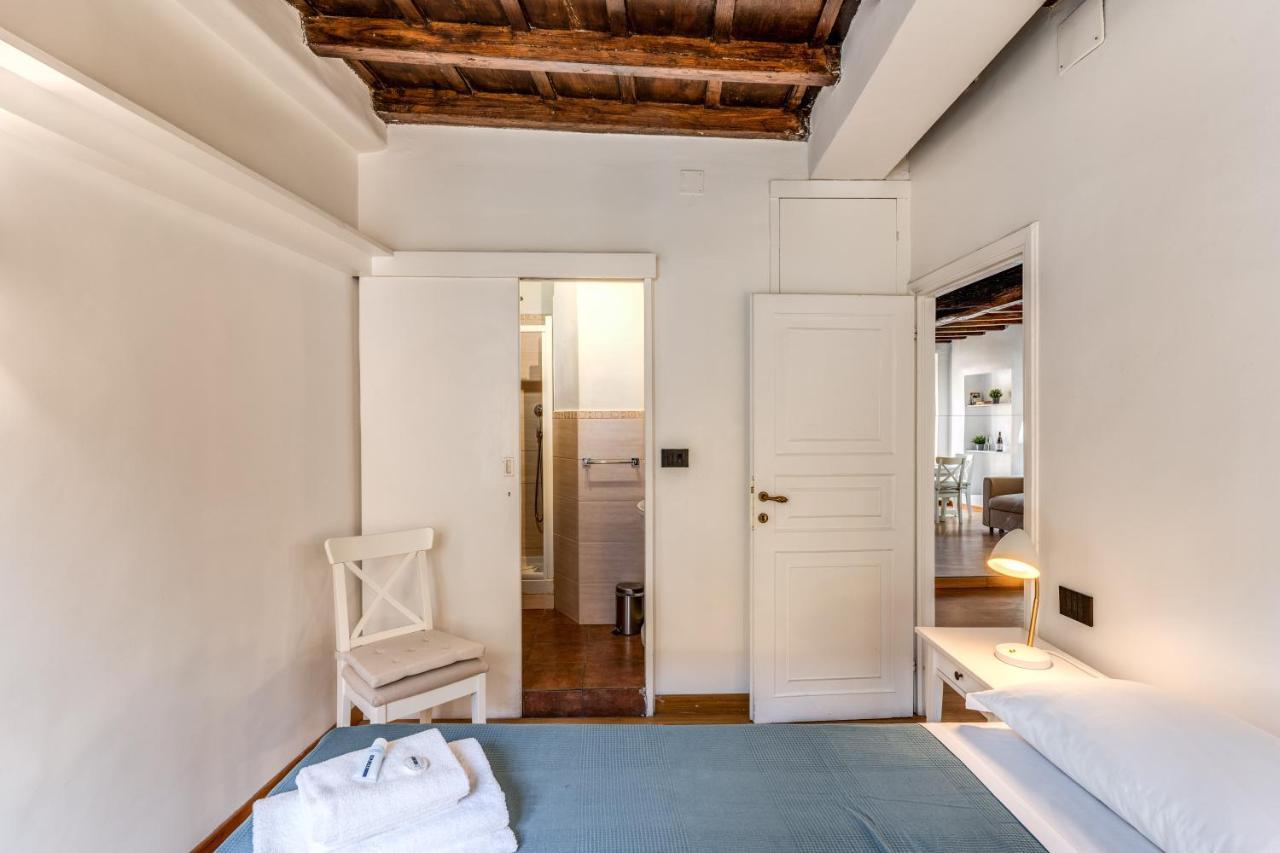 Italianflat- Alla Fontana Di Trevi Rom Eksteriør billede